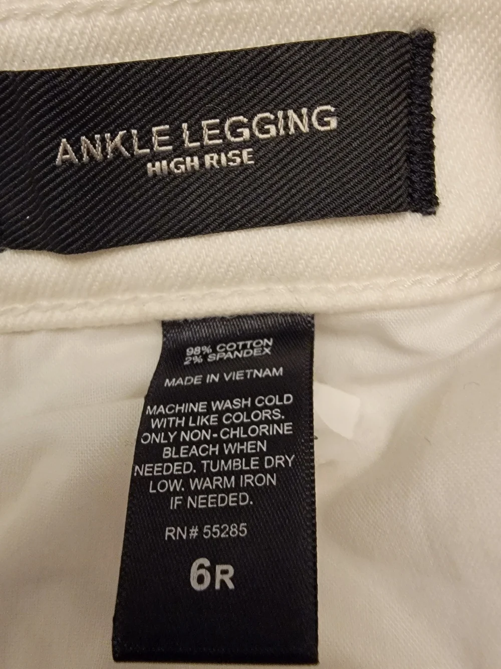 Express White Distressed Skinny Jeans - Women's